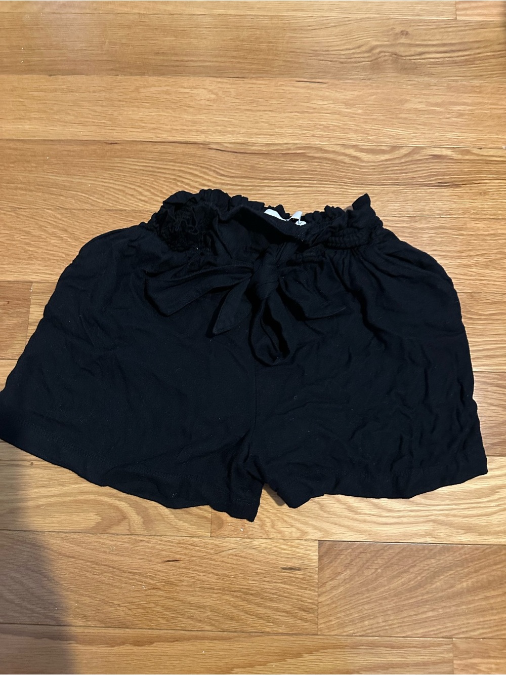 Hollister Black High-Waist Flowy Short